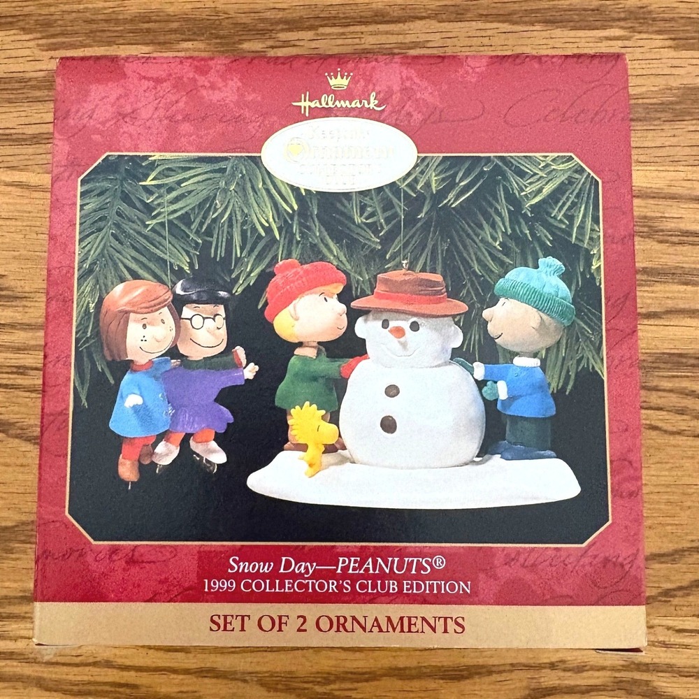 Hallmark Keepsake 1999 Peanuts Snow Day Collectors Club Ornament Set NEW IN BOX